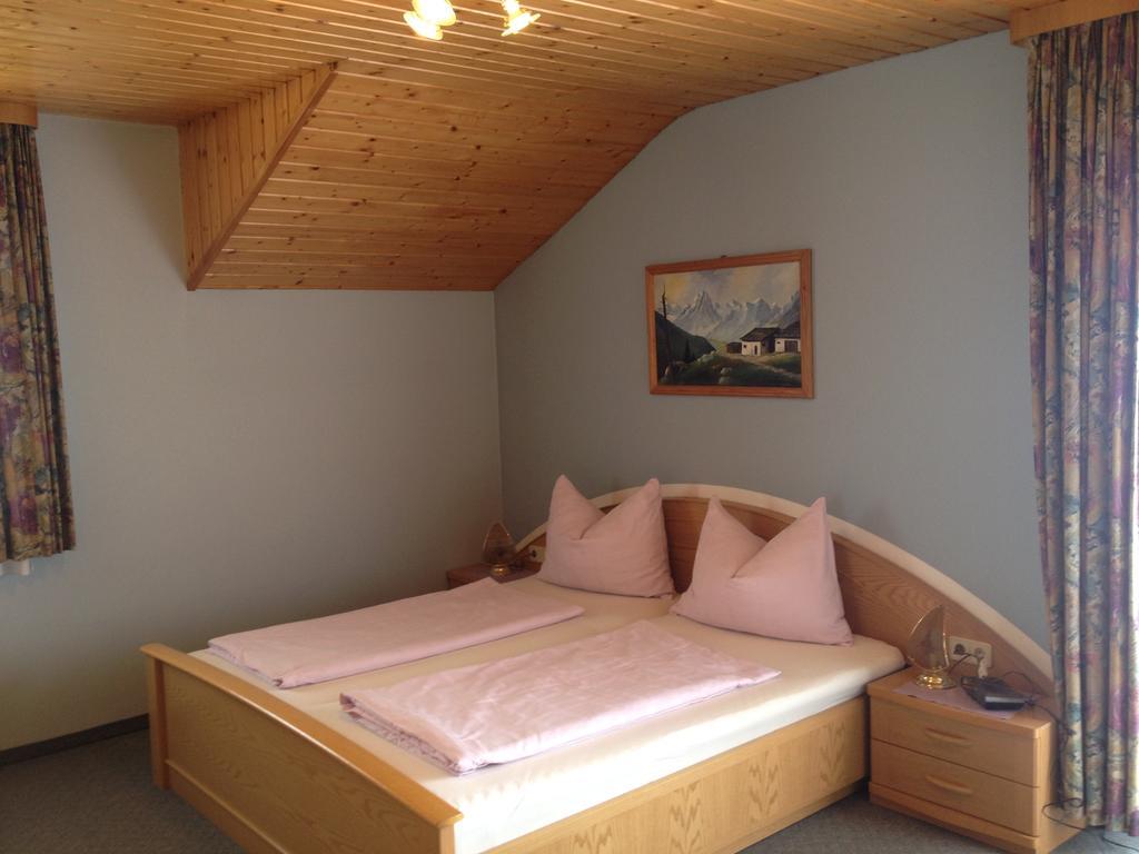 Pension Seerose Drobollach am Faakersee Habitación foto