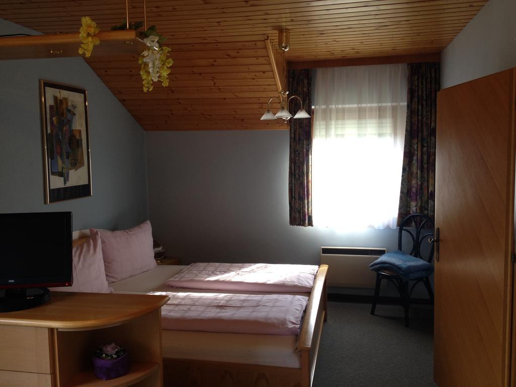 Pension Seerose Drobollach am Faakersee Habitación foto