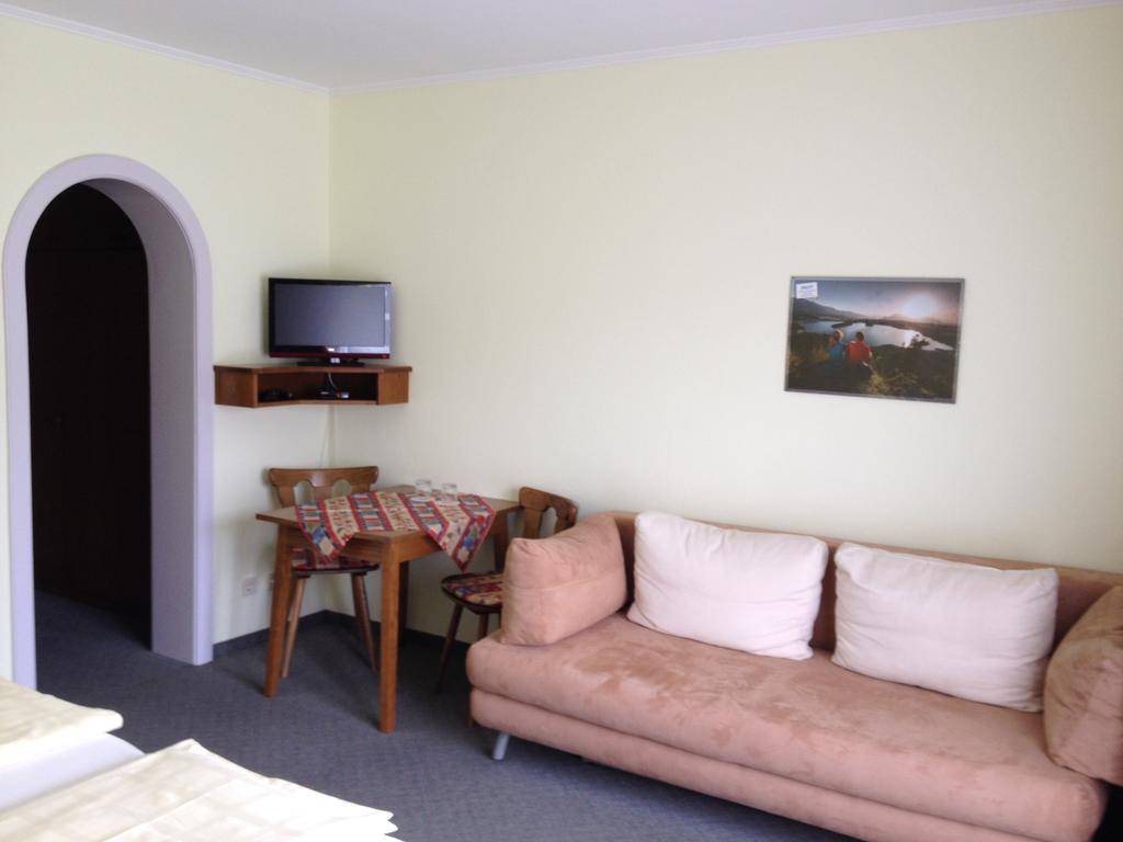 Pension Seerose Drobollach am Faakersee Habitación foto